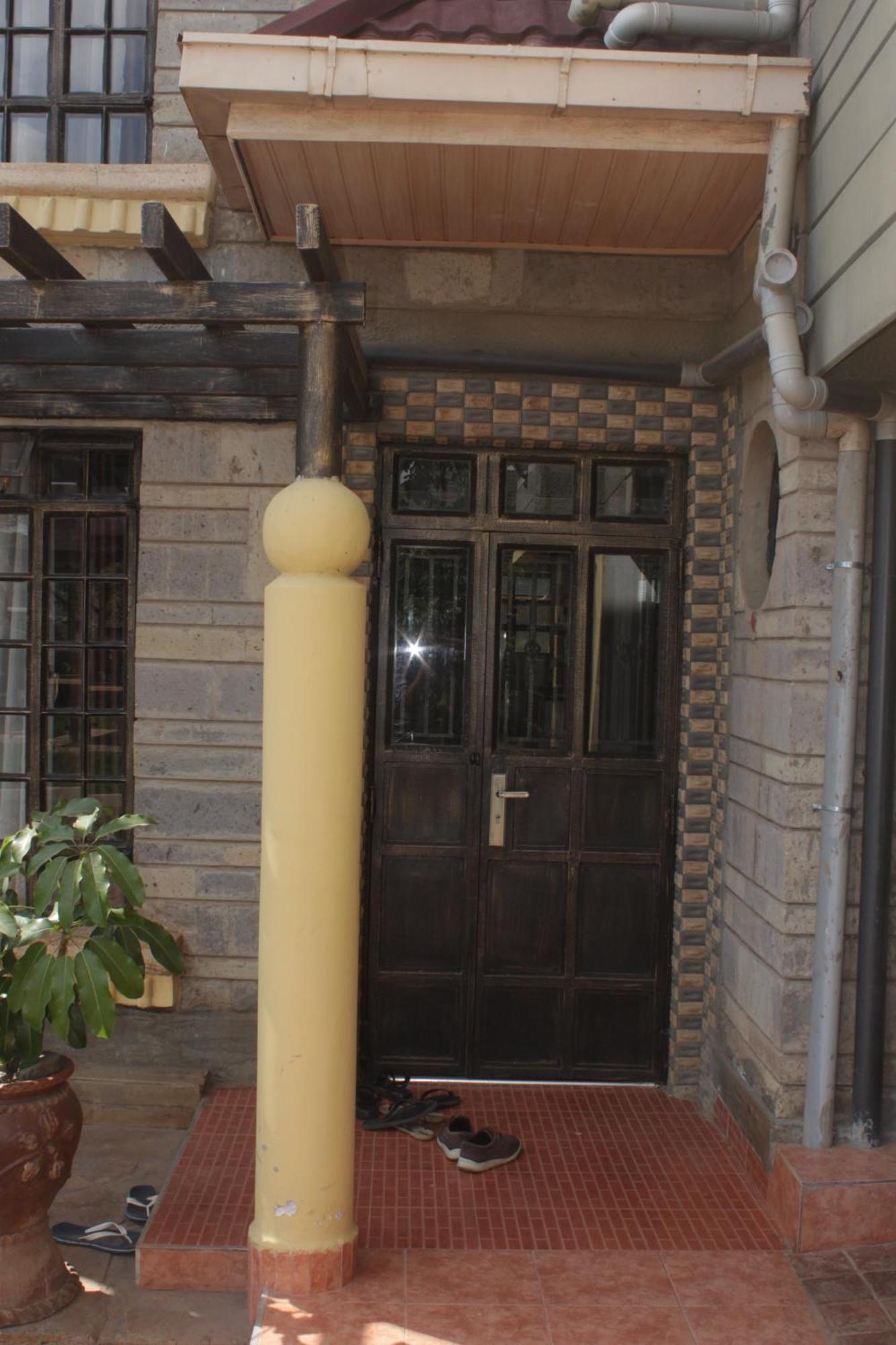 Eshborns House - Near Jomo Kenyatta International Airport And Sgr With Shuttle Services Syokimau Luaran gambar