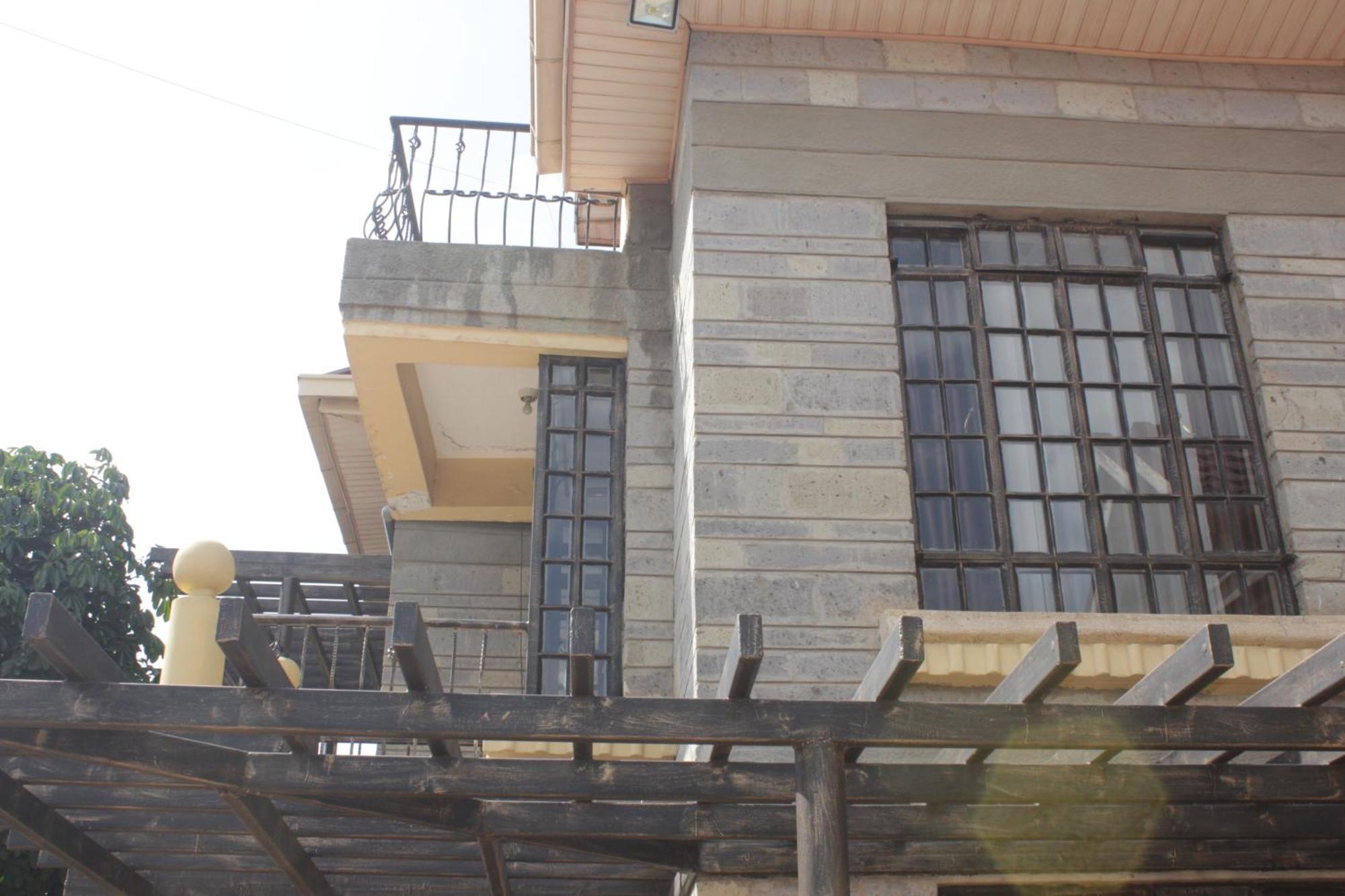 Eshborns House - Near Jomo Kenyatta International Airport And Sgr With Shuttle Services Syokimau Luaran gambar